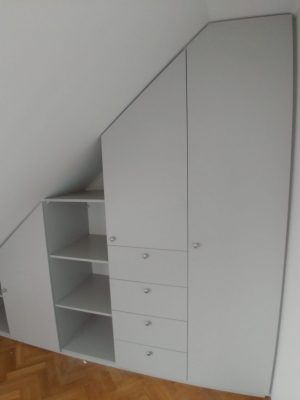 garderoba skosy