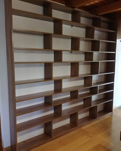 biblioteka na wymiar Warszawa
