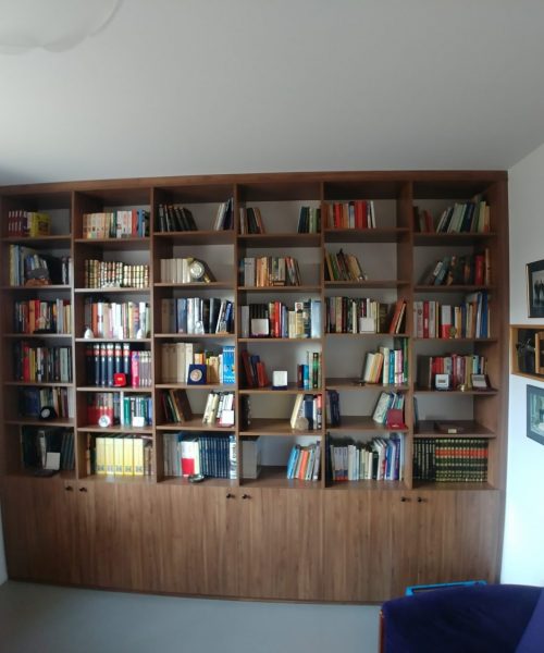biblioteka na wymiar Warszawa