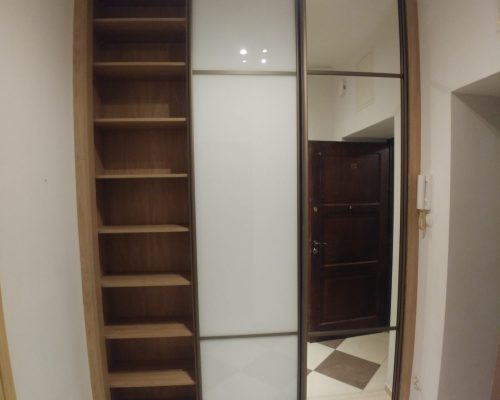 Garderoby na wymiar Warszawa
